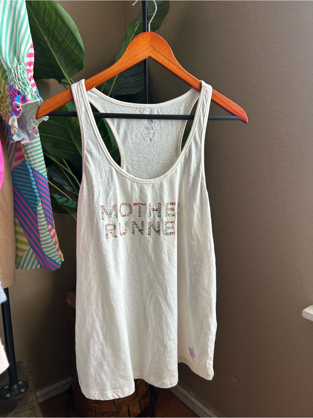 Rabbit Mother Runner tank top size large cotton blend